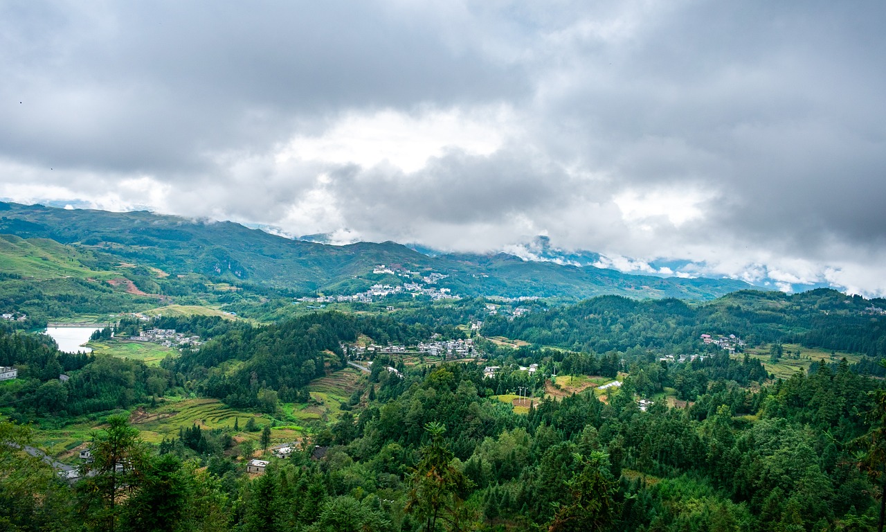 1703063201609057.jpg mountain-4579678_1280.jpg